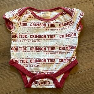 Alabama Crimson Tide Onesie. 0-3 Months. 100% Cotton.